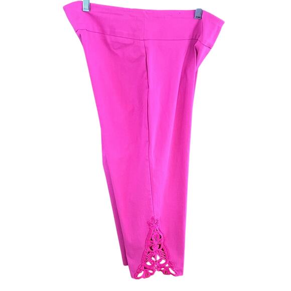 Vibrant Pink Capris with Intricate Lace Hem - Picture 4 of 5